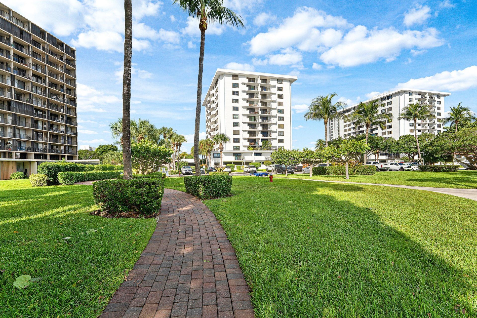 1200 Marine Way, Unit 902, North Palm Beach, FL 33408 Photo