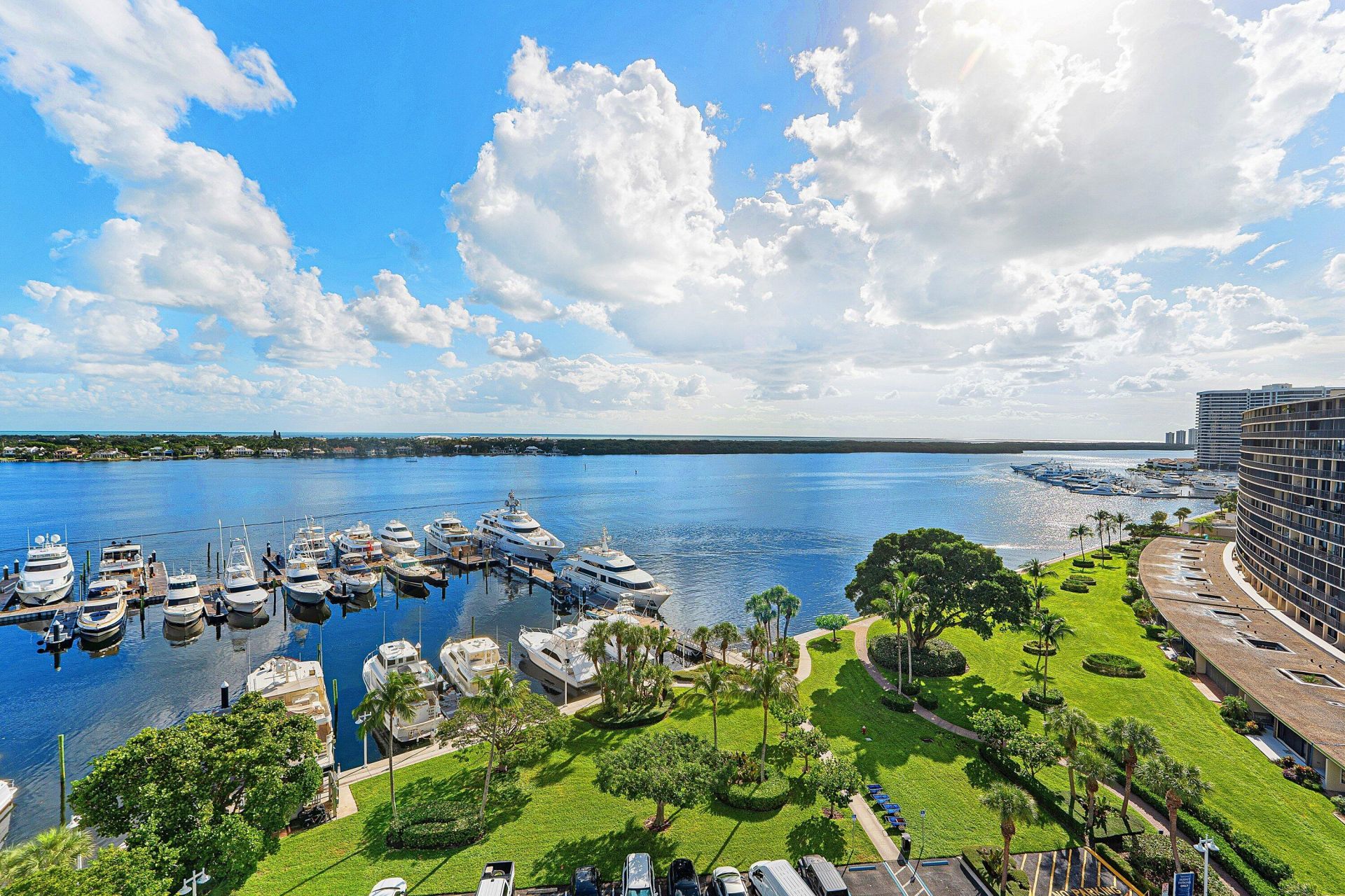 1200 Marine Way, Unit 902, North Palm Beach, FL 33408 Photo