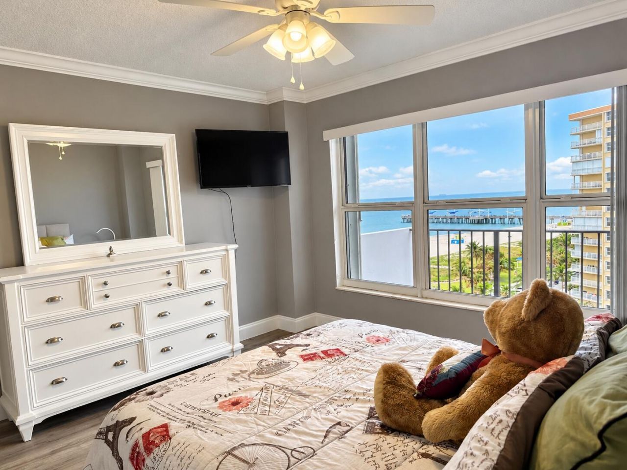 405 N Ocean Boulevard, Unit 1004, Pompano Beach, FL 33062 Photo