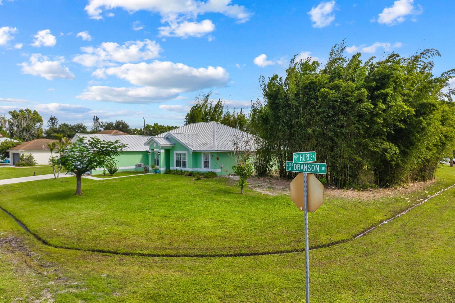 2001 SE Dranson Circle, Port Saint Lucie, FL 34952 Photo