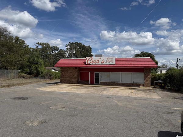 3301 Fair Park , Little Rock, AR 72204