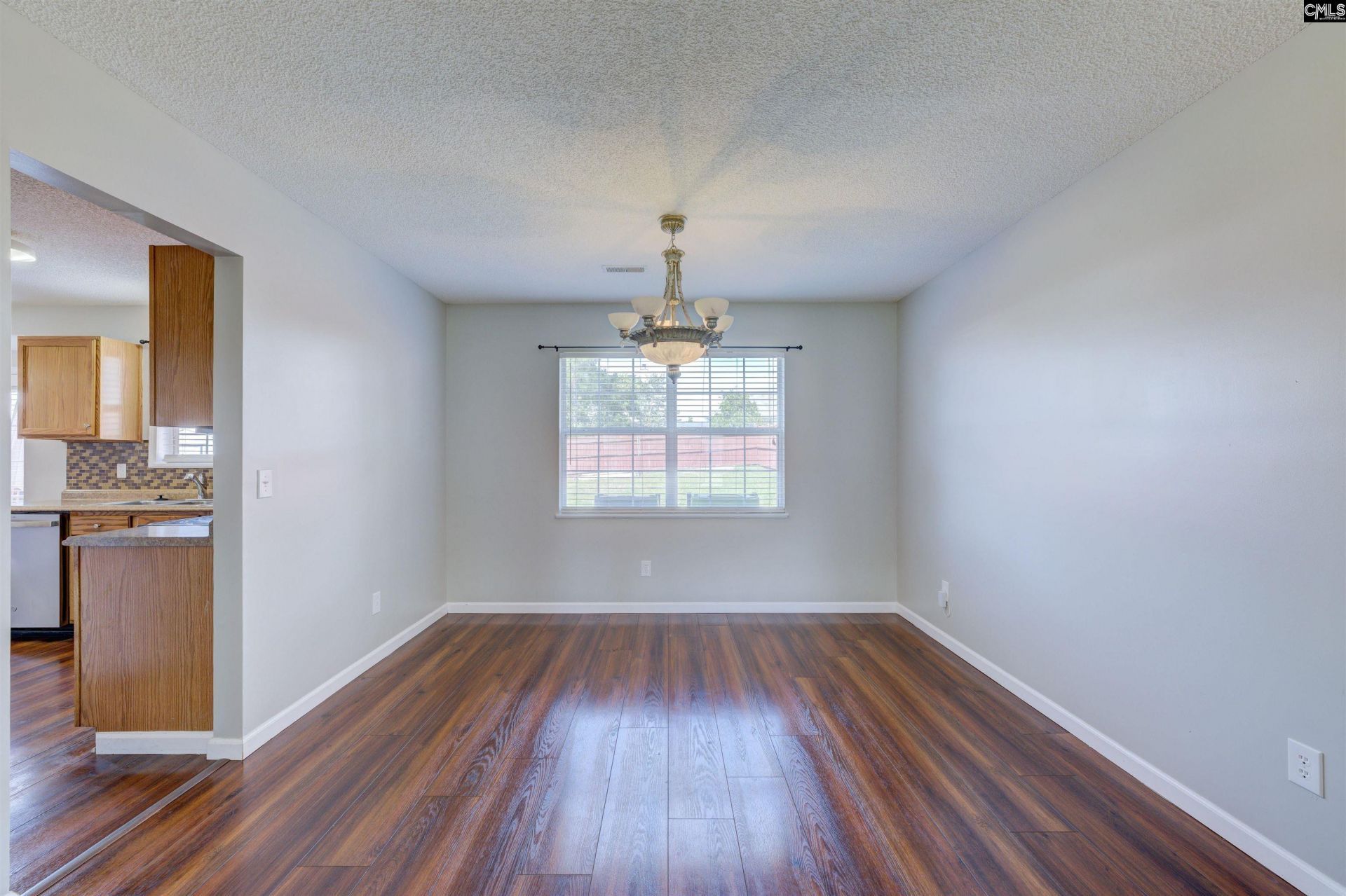 212 Sterling Hills Circle  Photo 4