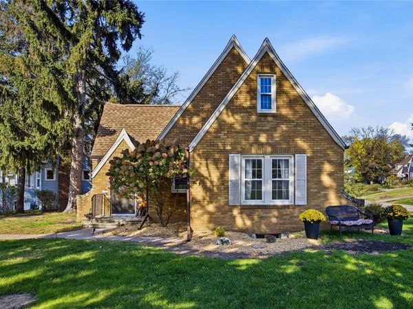 224 23rd Street Drive SE, Cedar Rapids, IA 52403