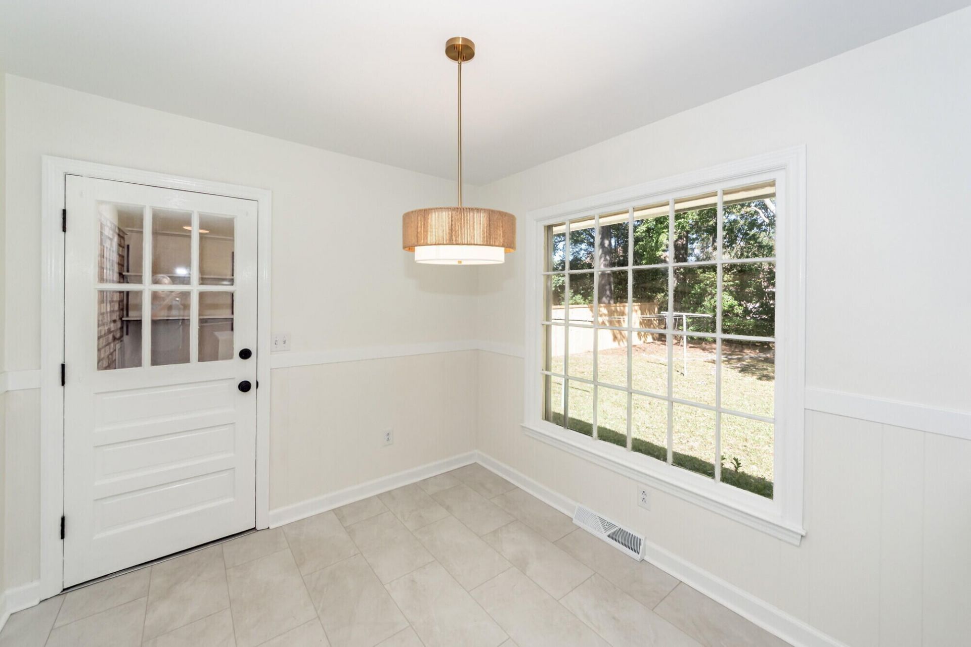 336 Betsy Road Photo 12