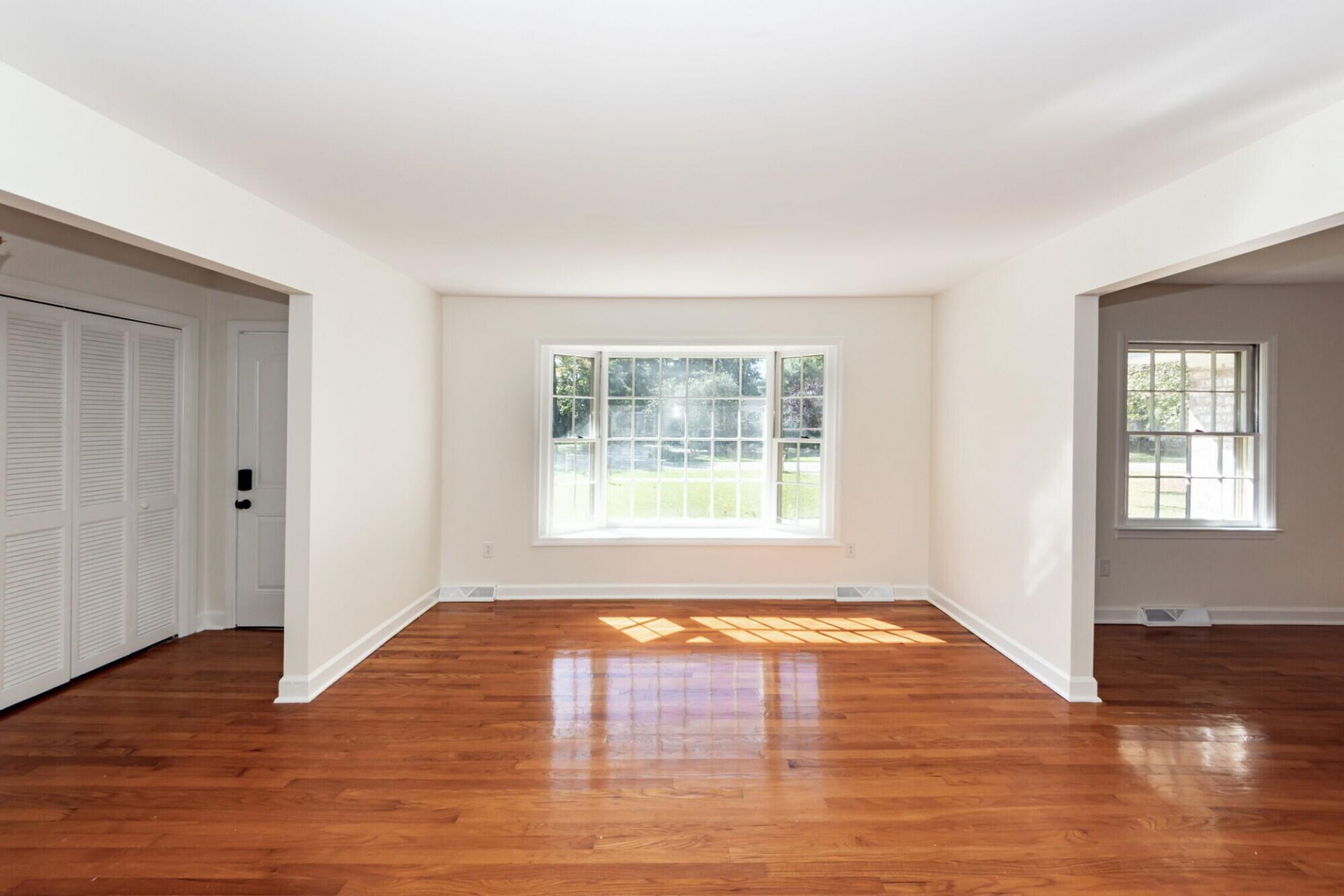 336 Betsy Road Photo 4