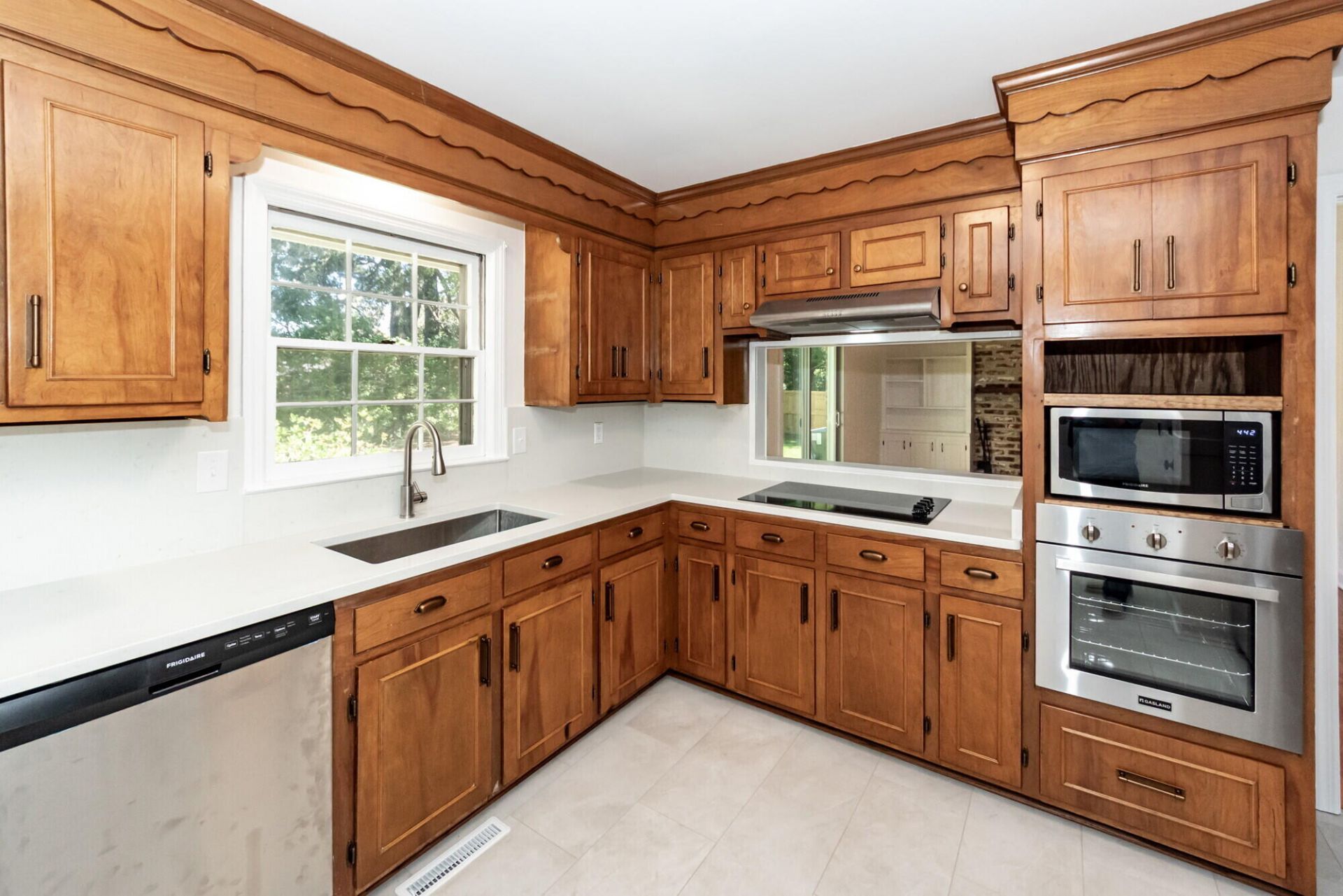 336 Betsy Road Photo 9