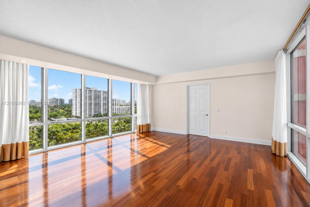 3370 Hidden Bay Dr , Unit 1111, Aventura, FL 33180 Photo
