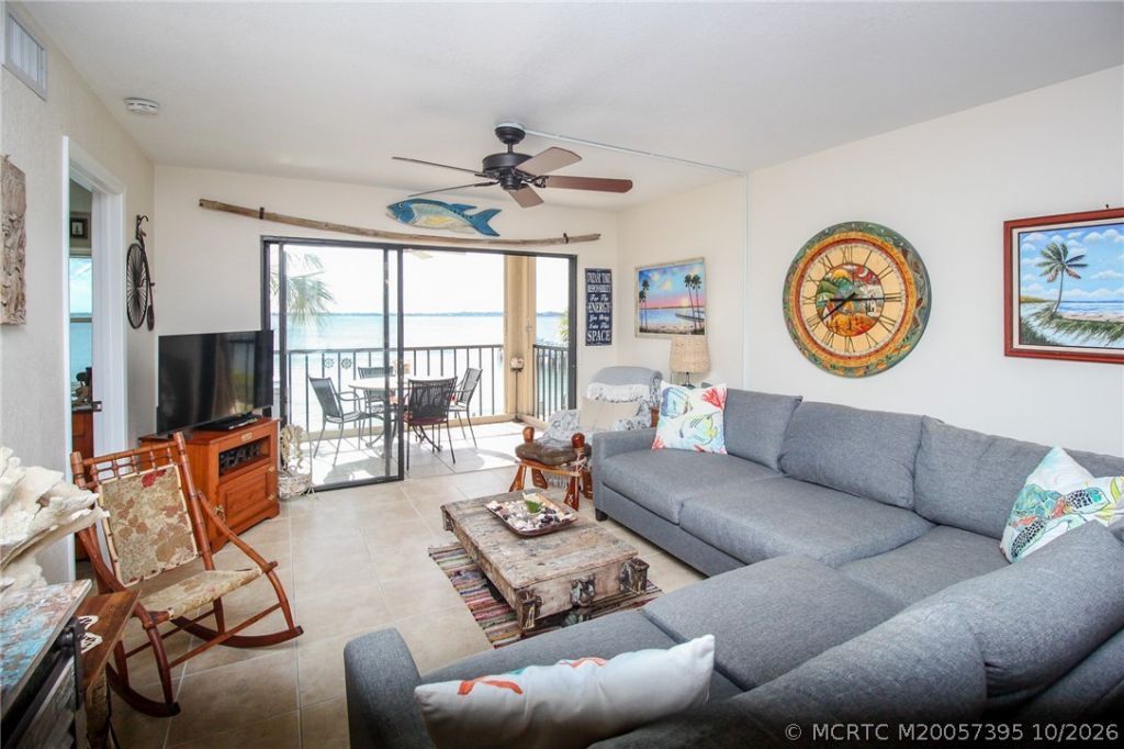 4680 NE Sandpebble Trace, Unit 305, Stuart, FL 34996 Photo