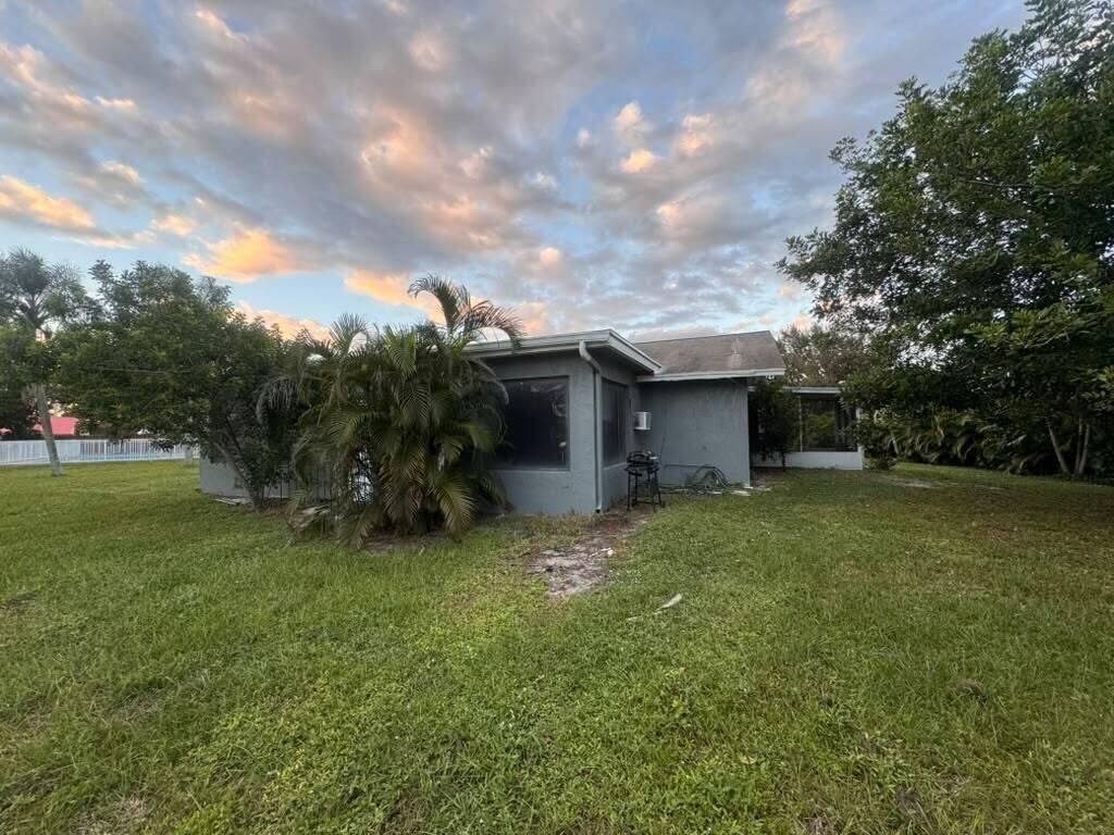 1102 SE Oriental Avenue, Port Saint Lucie, FL 34952 Photo