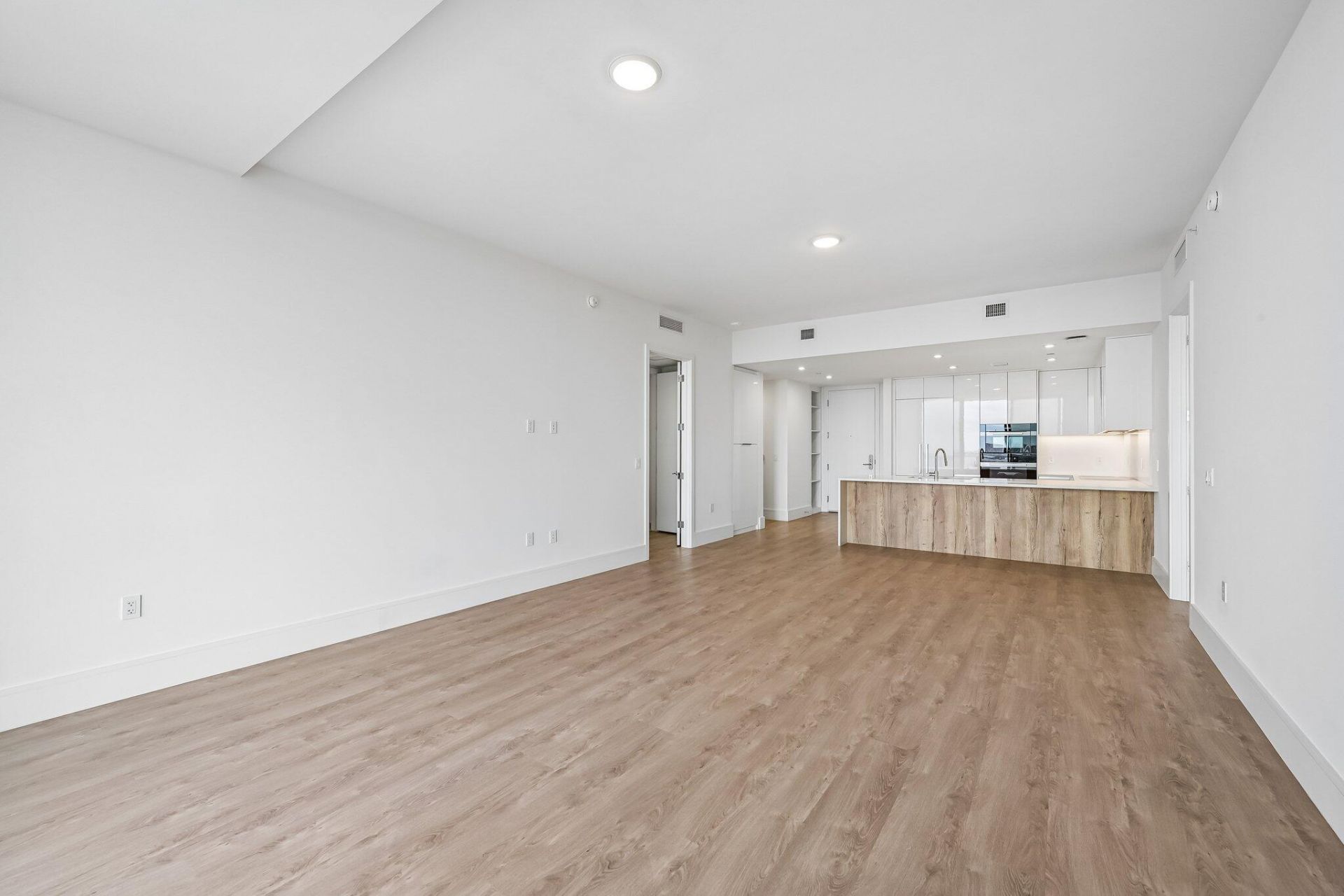 220 Lake Shore Drive, Unit 1913, West Palm Beach, FL 33403 Photo