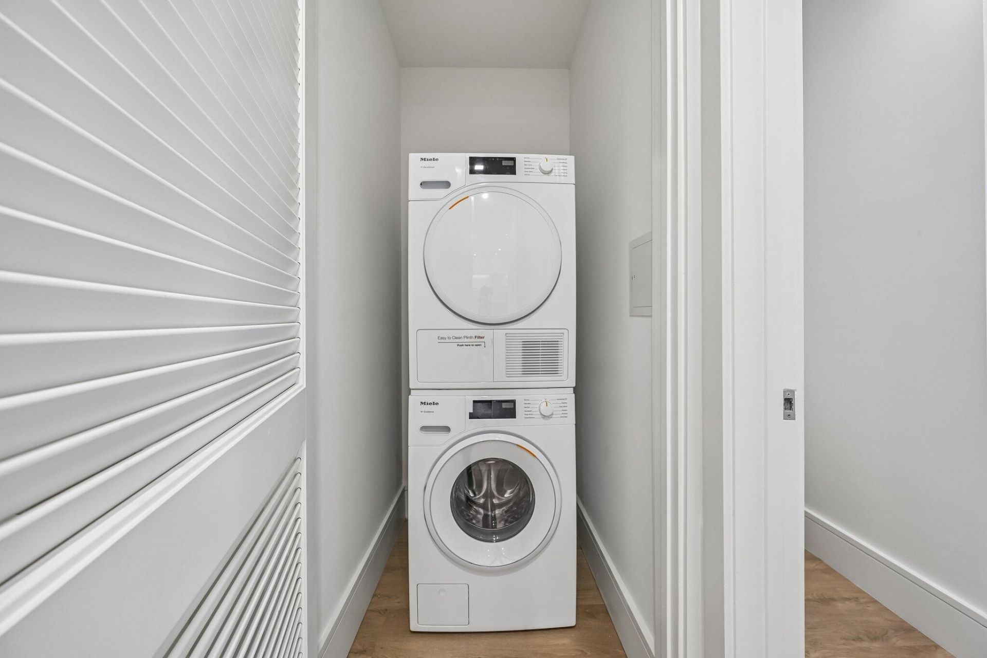 220 Lake Shore Drive, Unit 1913, West Palm Beach, FL 33403 Photo