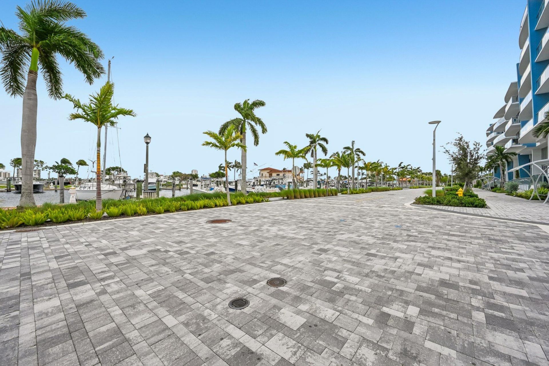 220 Lake Shore Drive, Unit 1913, West Palm Beach, FL 33403 Photo