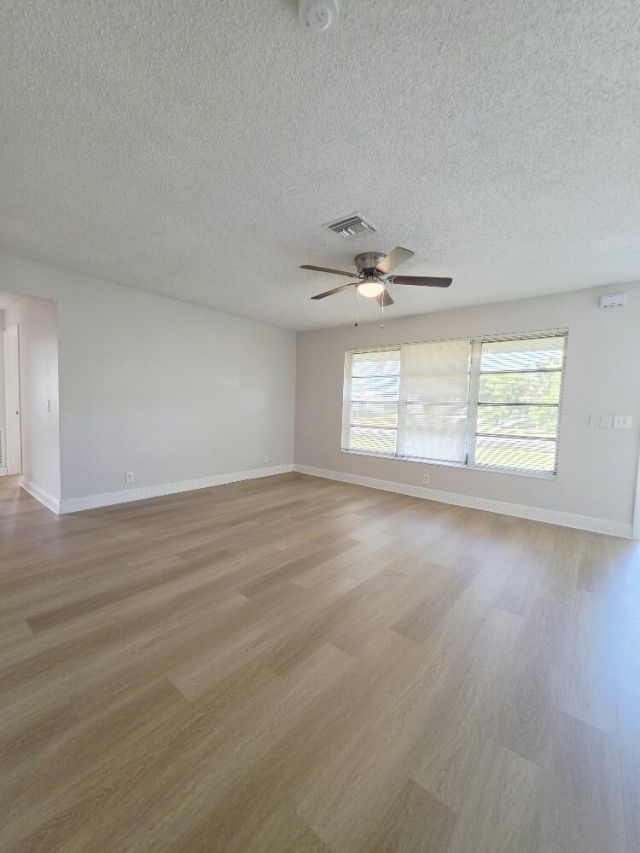 3070 SE 1st Place, Boynton Beach, FL 33435 Photo