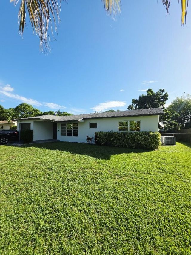 3070 SE 1st Place, Boynton Beach, FL 33435 Photo