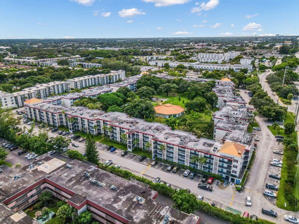 3001 NW 48TH Avenue, Unit 442, Lauderdale Lakes, FL 33313