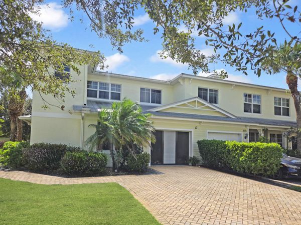 2529 CREEKSIDE Drive, Fort Pierce, FL 34981