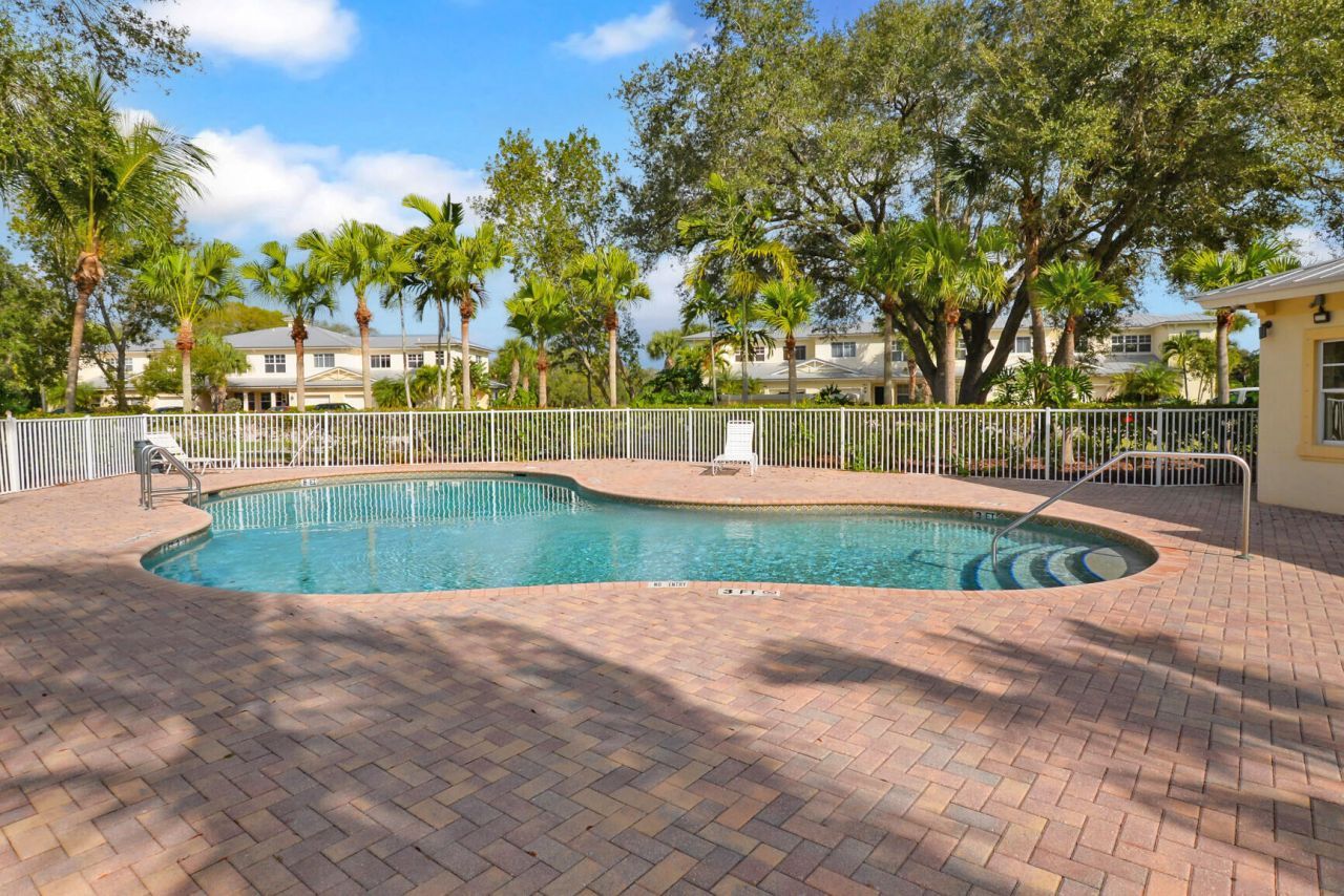 2529 Creekside Drive, Fort Pierce, FL 34981 Photo