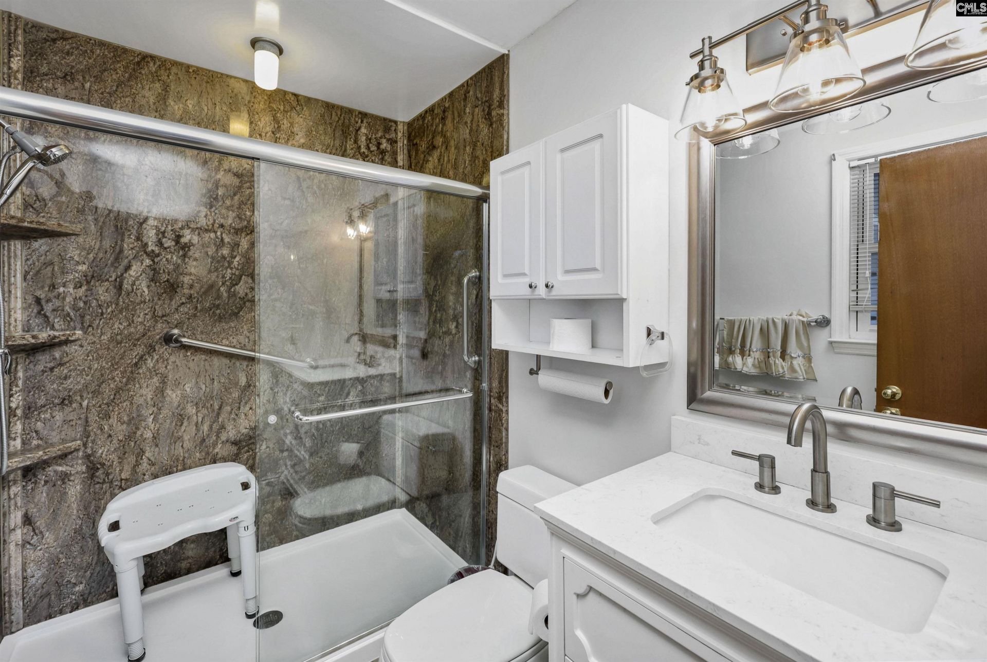 117 Springfield  Photo 16