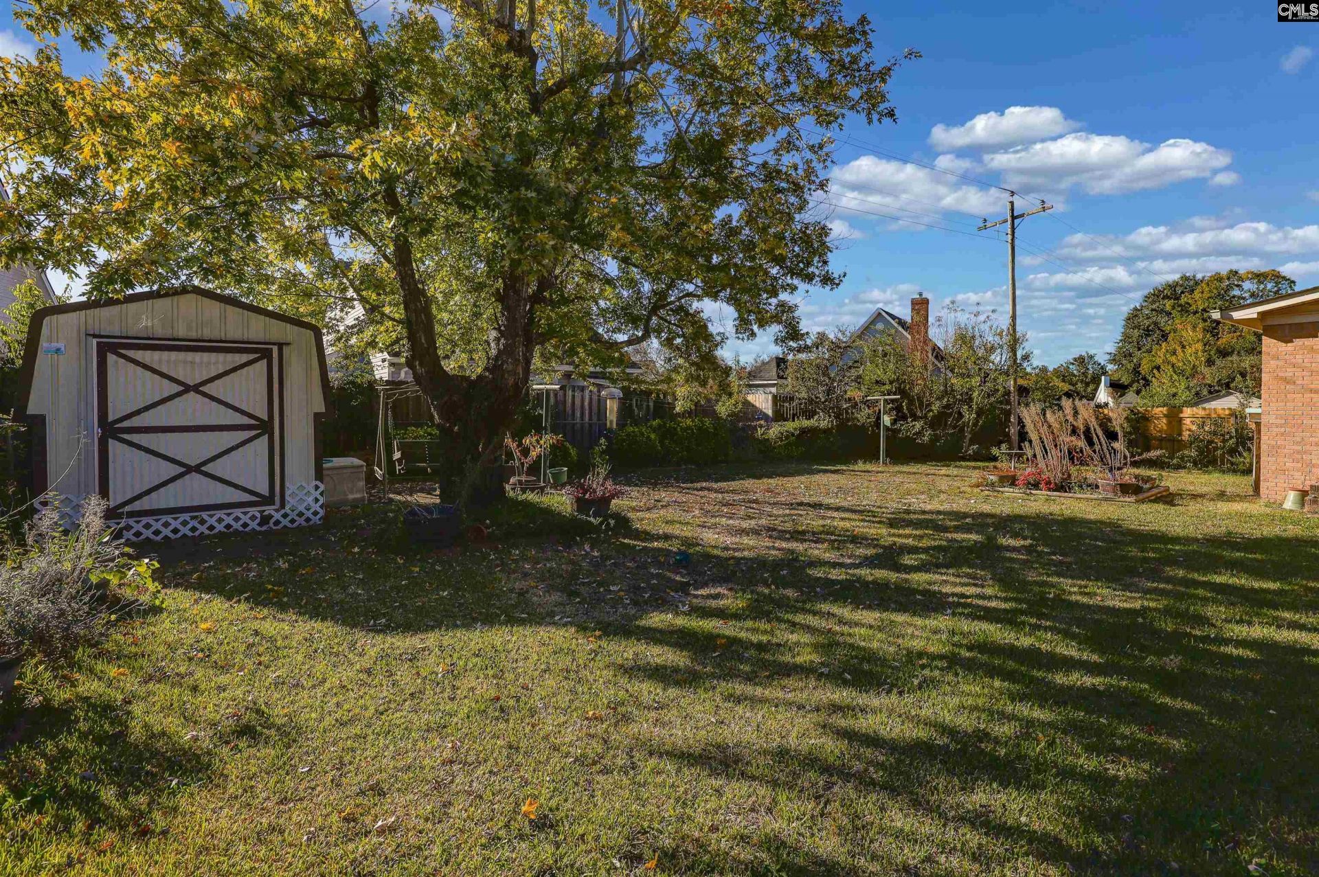 117 Springfield  Photo 40