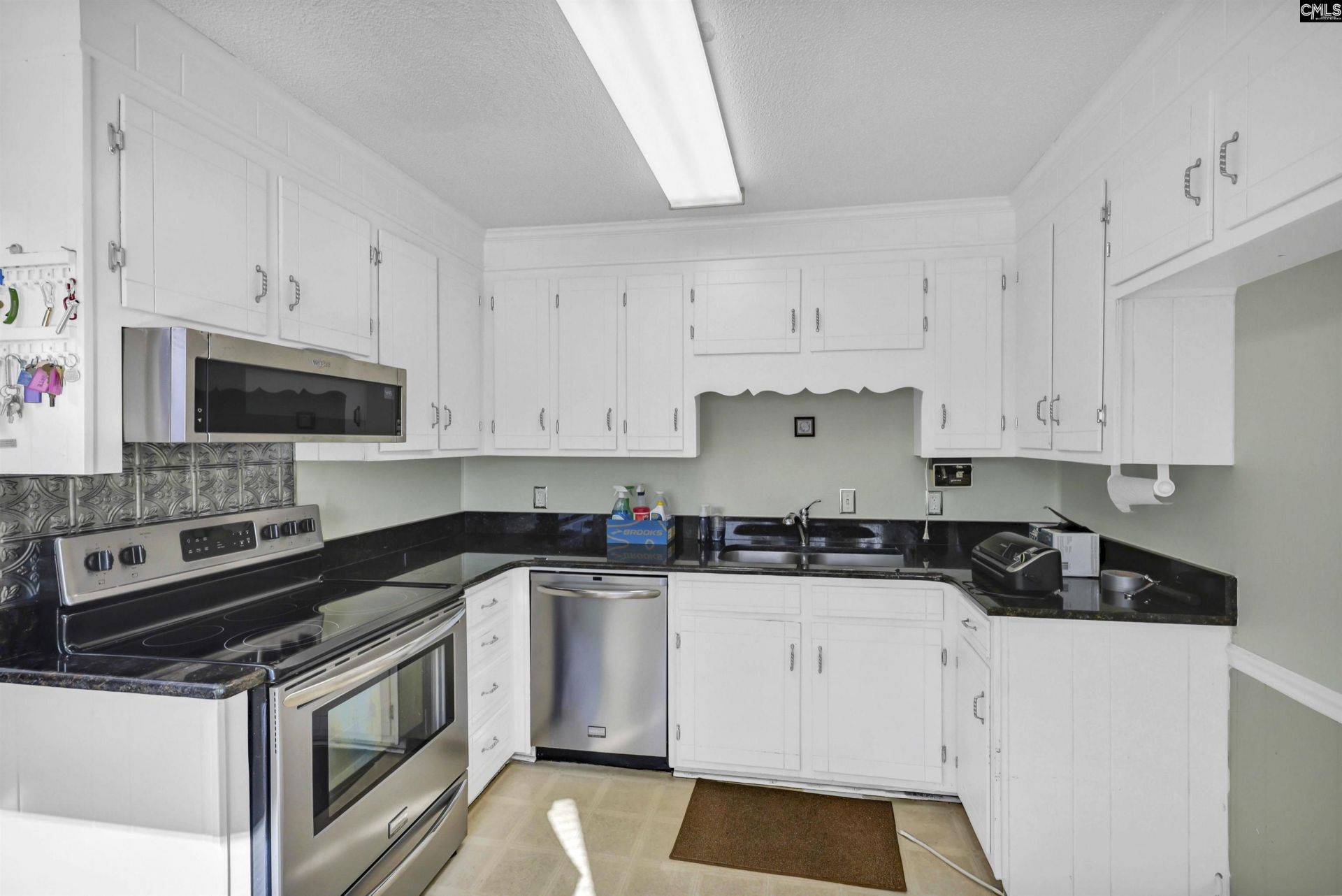 117 Springfield  Photo 9