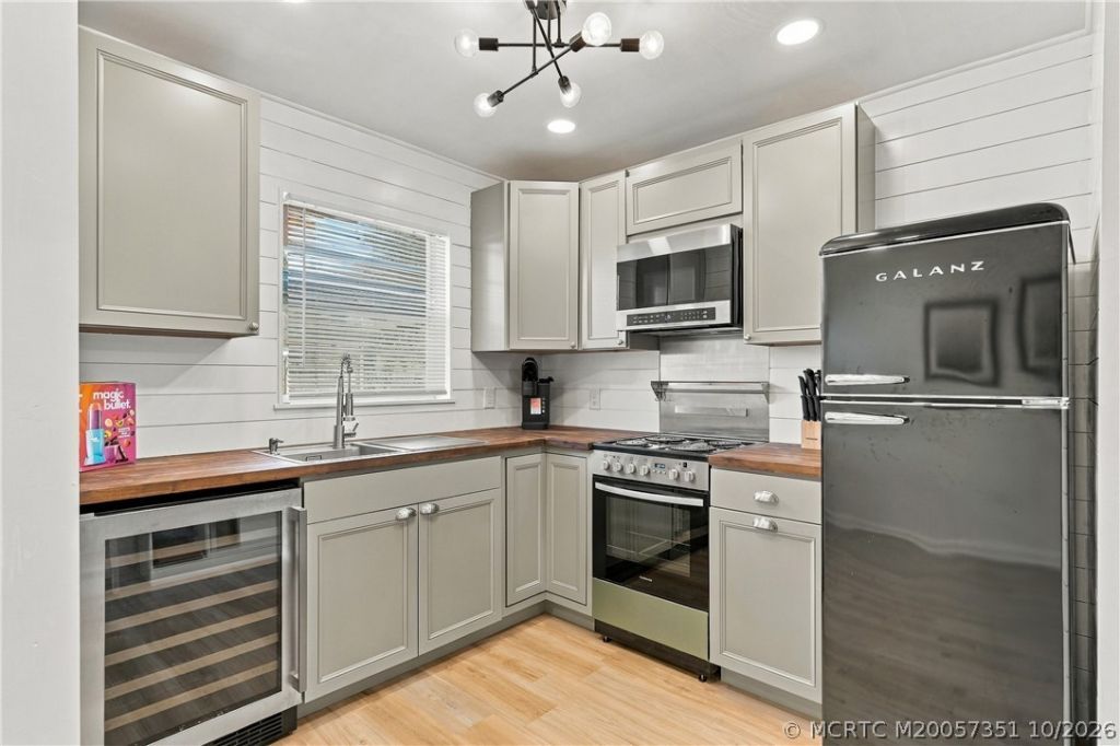 2950 SE Ocean Boulevard , Unit 5-2, Stuart, FL 34996 Photo