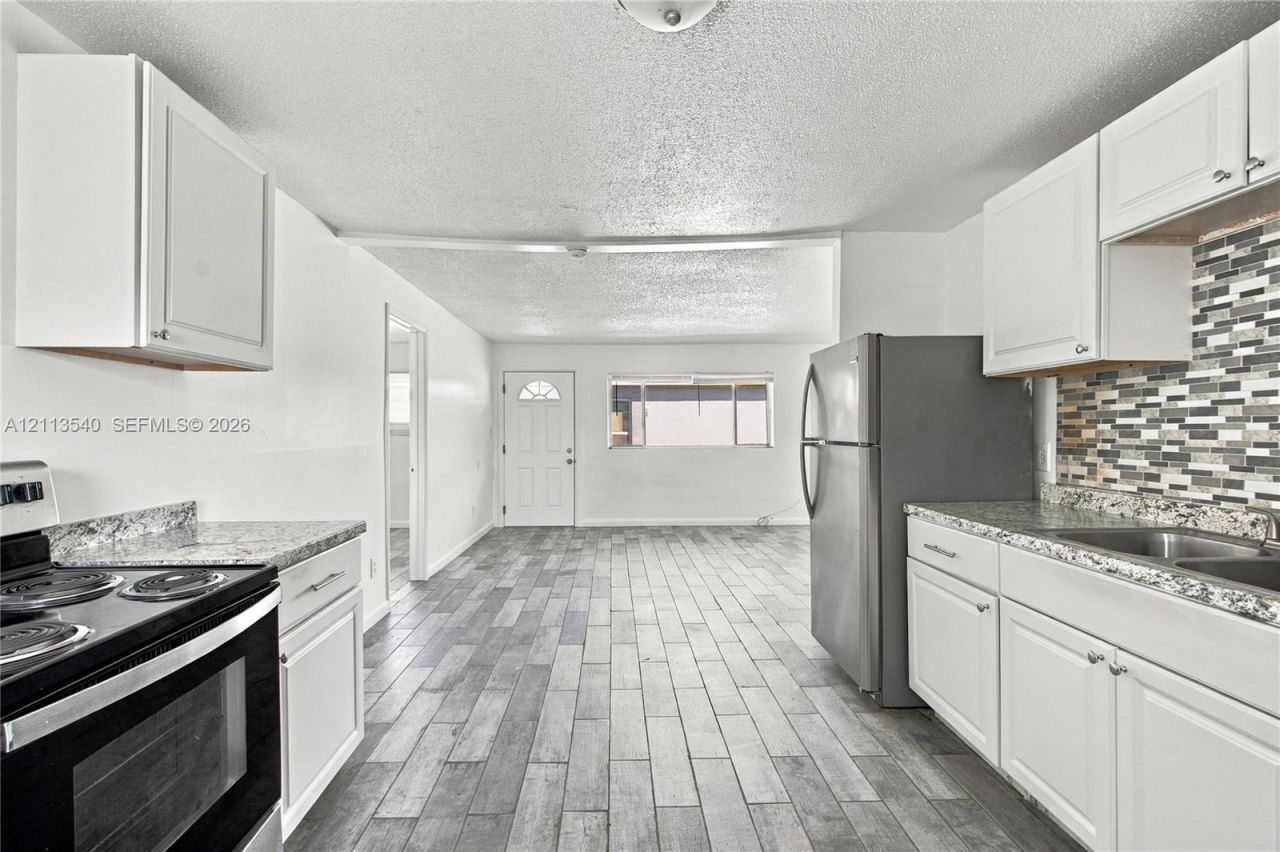 907 N 20th St , Unit A, Fort Pierce, FL 34950 Photo