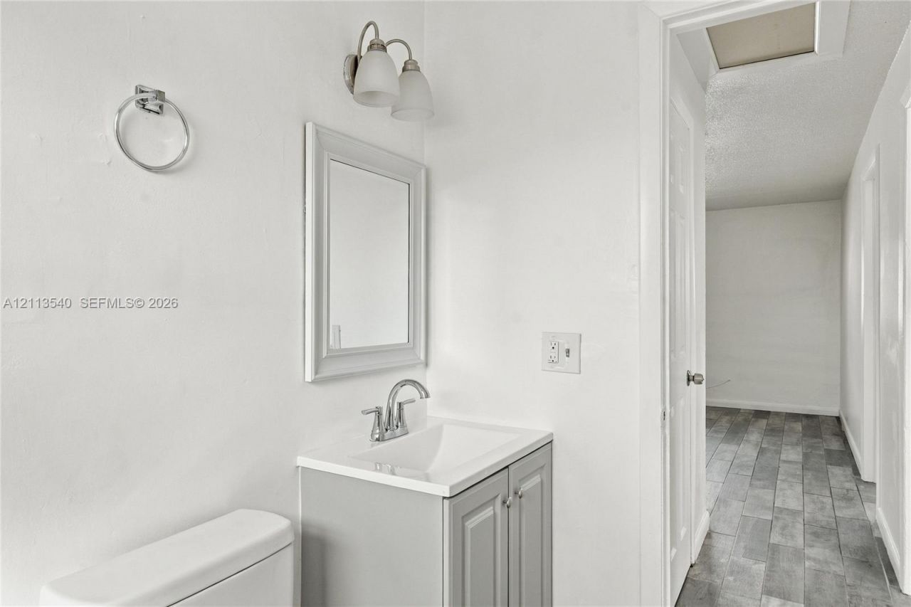 907 N 20th St , Unit A, Fort Pierce, FL 34950 Photo
