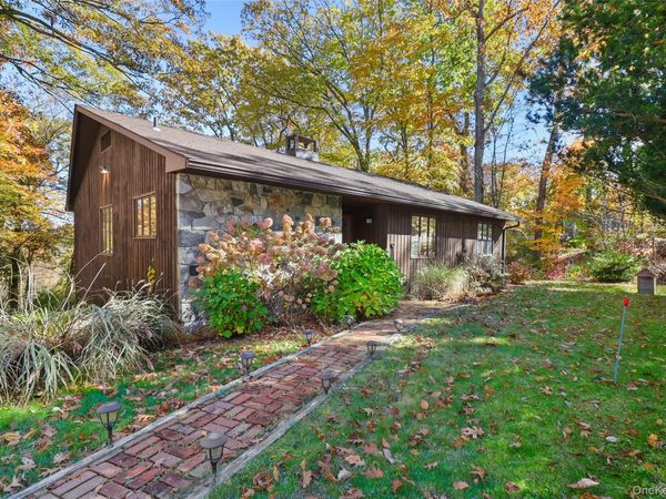 18 Laurie Court , Carmel, NY 10512