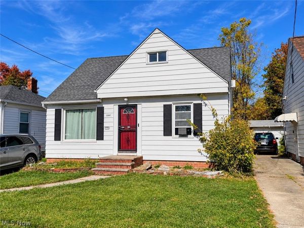 15507 Harvard Avenue , Cleveland, OH 44128