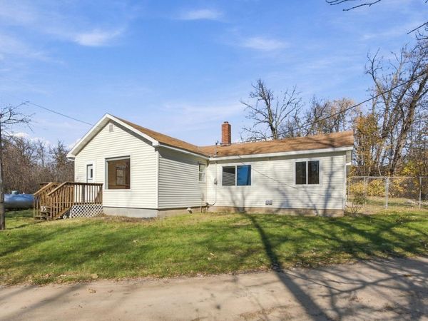 21289 County Highway 21 , Detroit Lakes, MN 56501