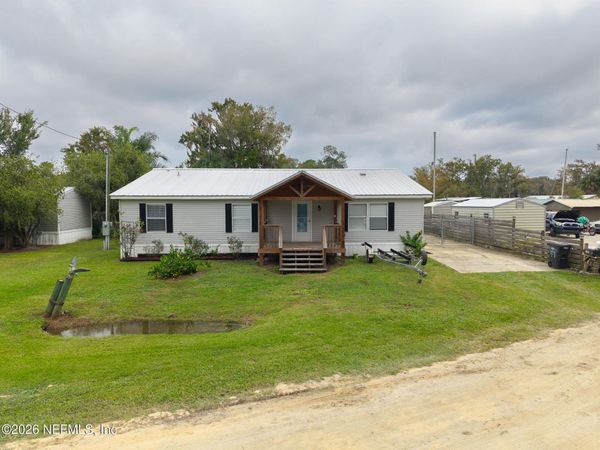 128 JILL Lane, Satsuma, FL 32189