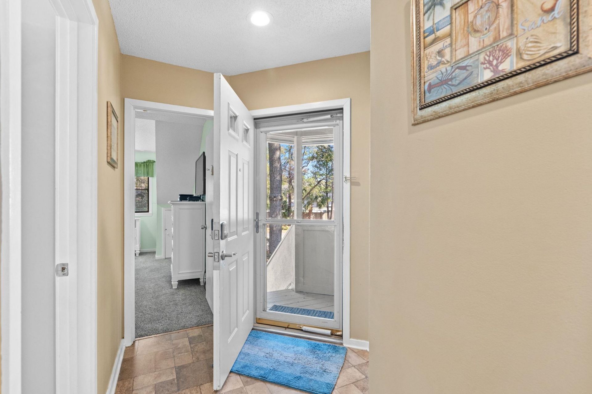 203 Baslow Ct.  Photo 6