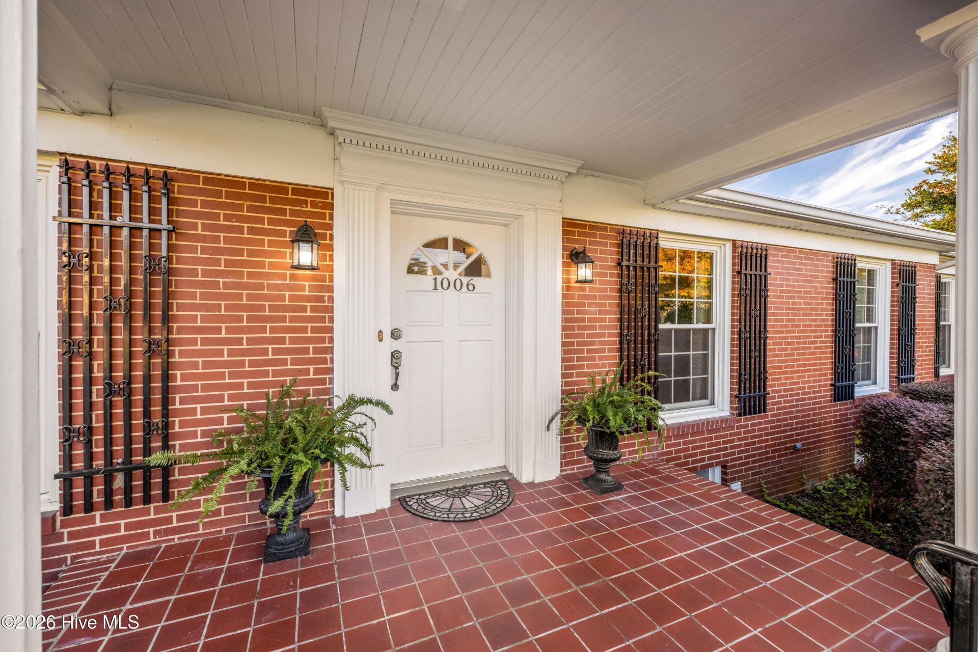 1006 Lake Avenue Photo 11
