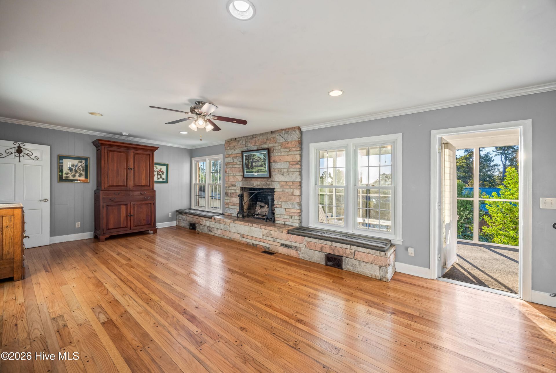 1006 Lake Avenue Photo 25