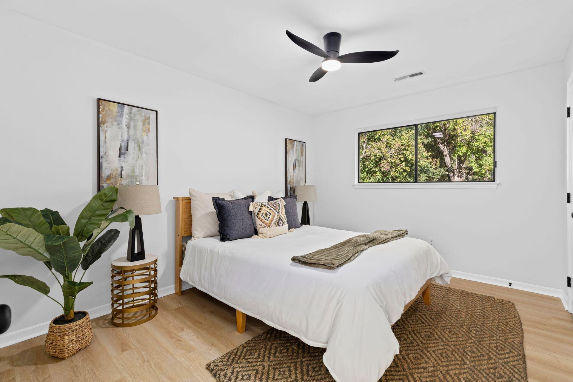 306 Resinwood Road Photo 18