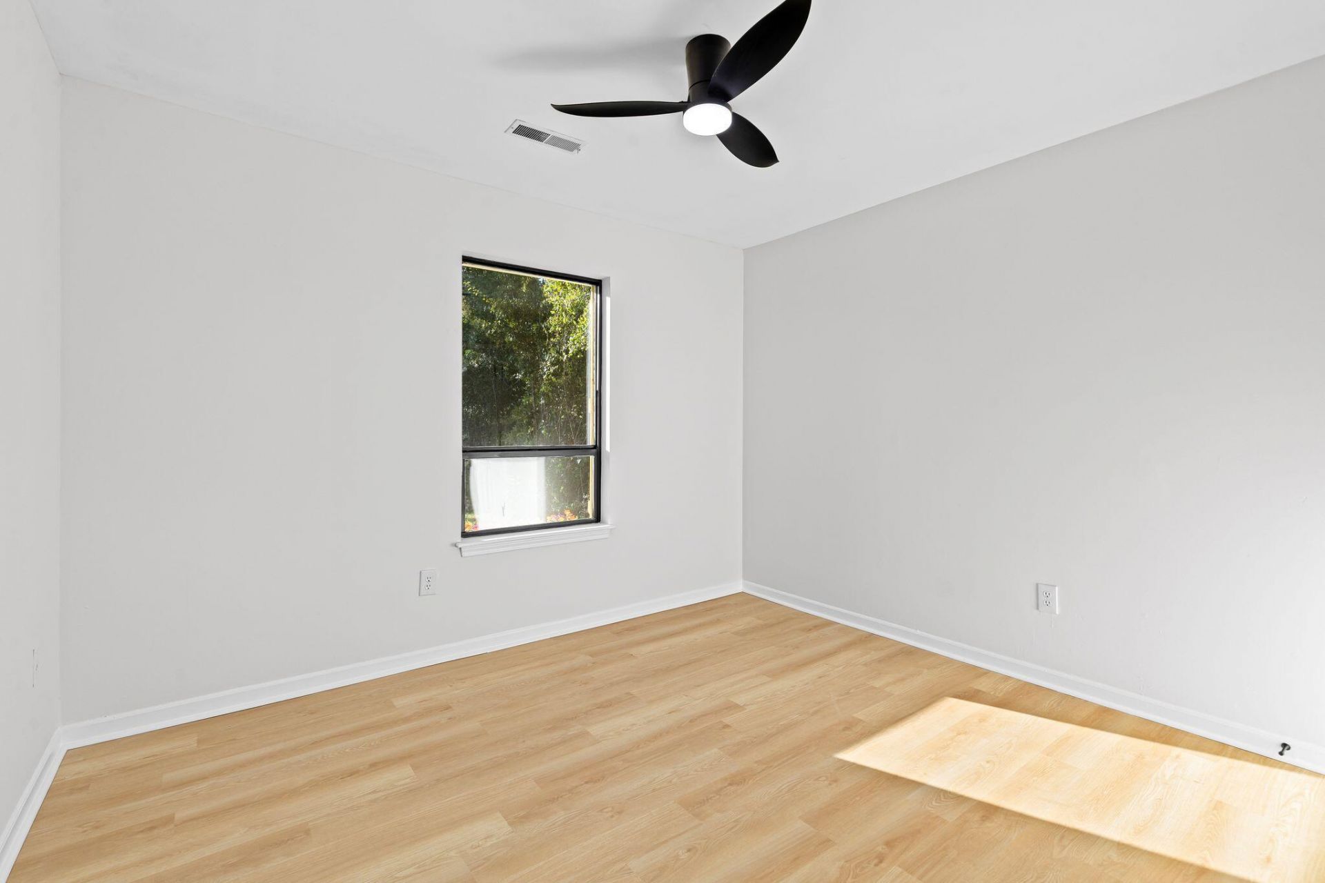 306 Resinwood Road Photo 28