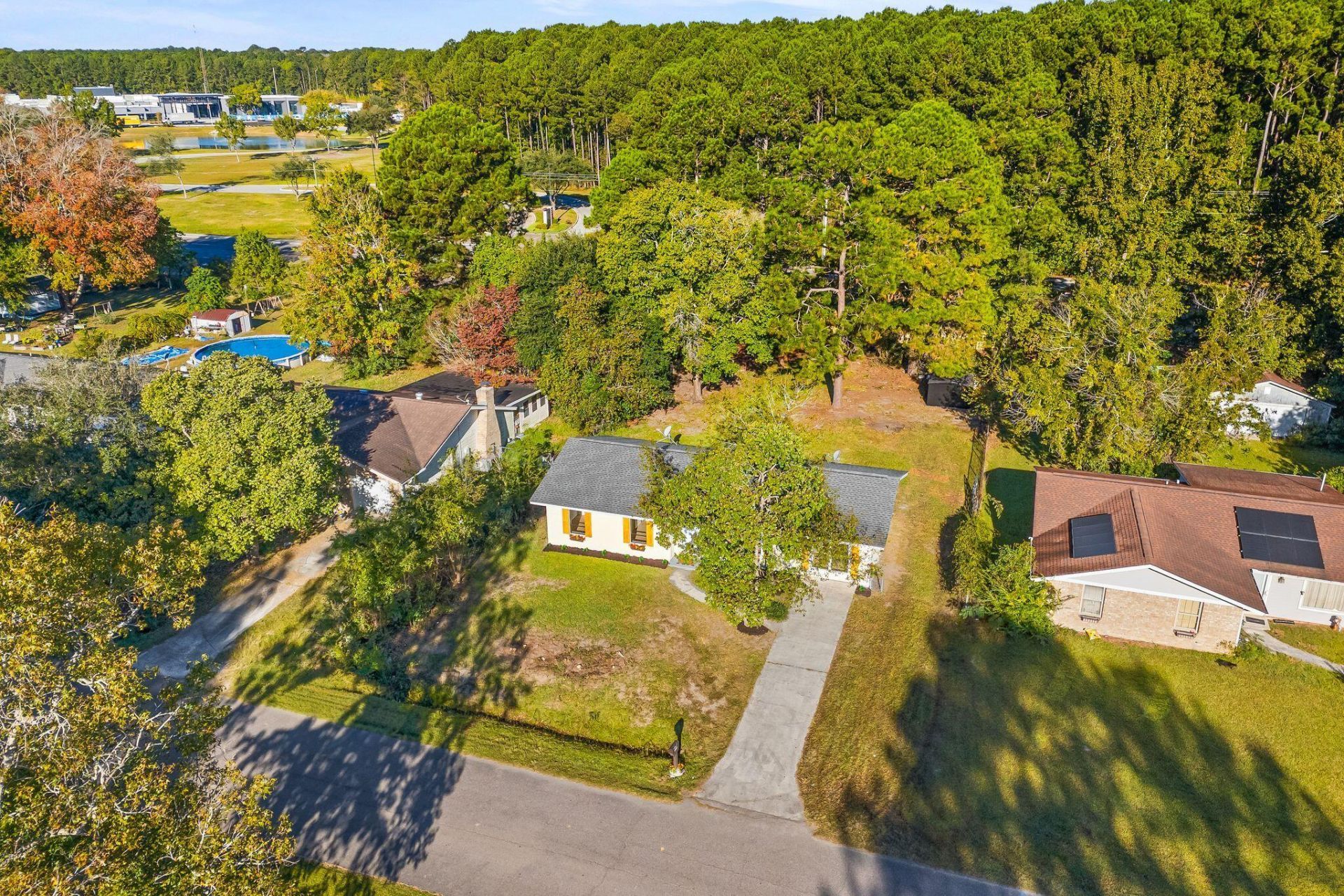 306 Resinwood Road Photo 34
