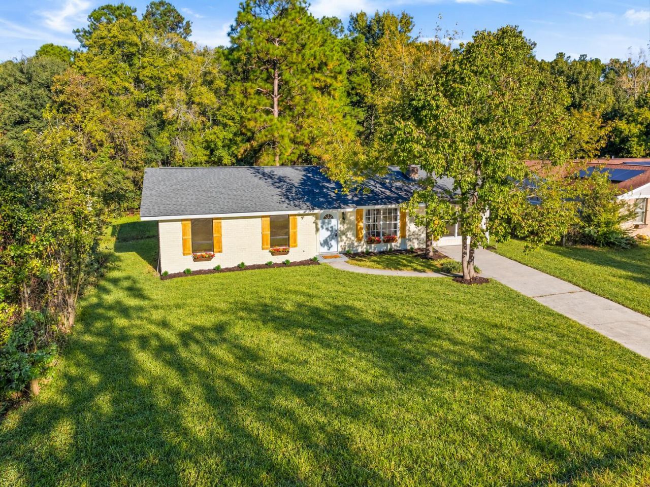 306 Resinwood Road Photo 36