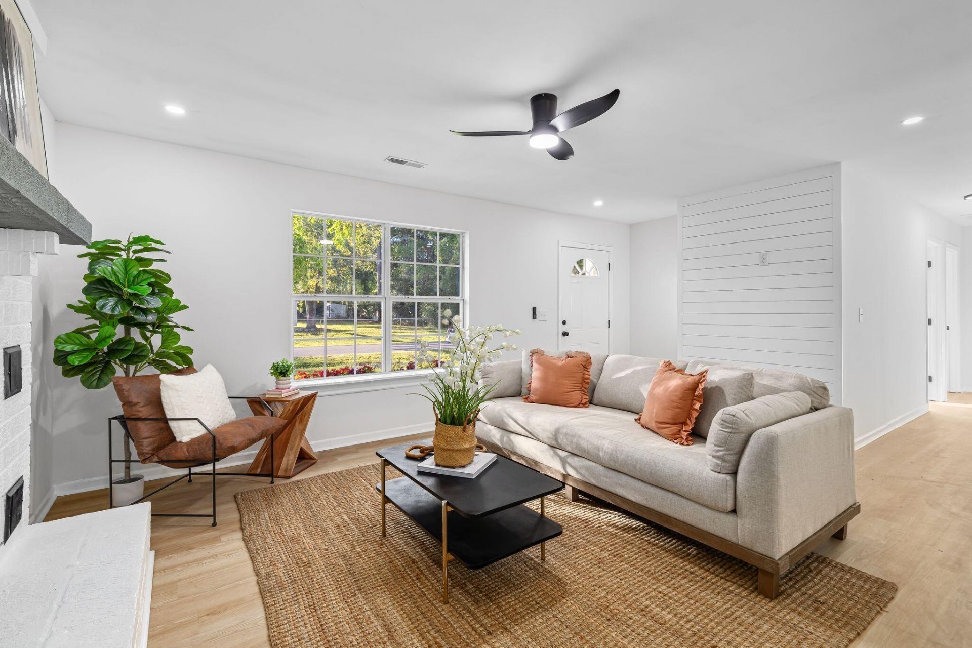 306 Resinwood Road Photo 7