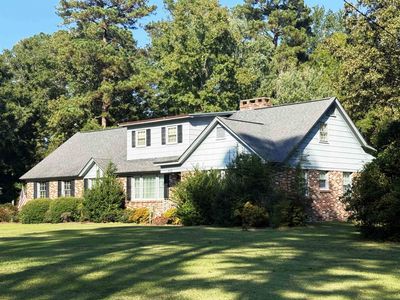 812 Quail Dr. , Pamplico, SC 29583