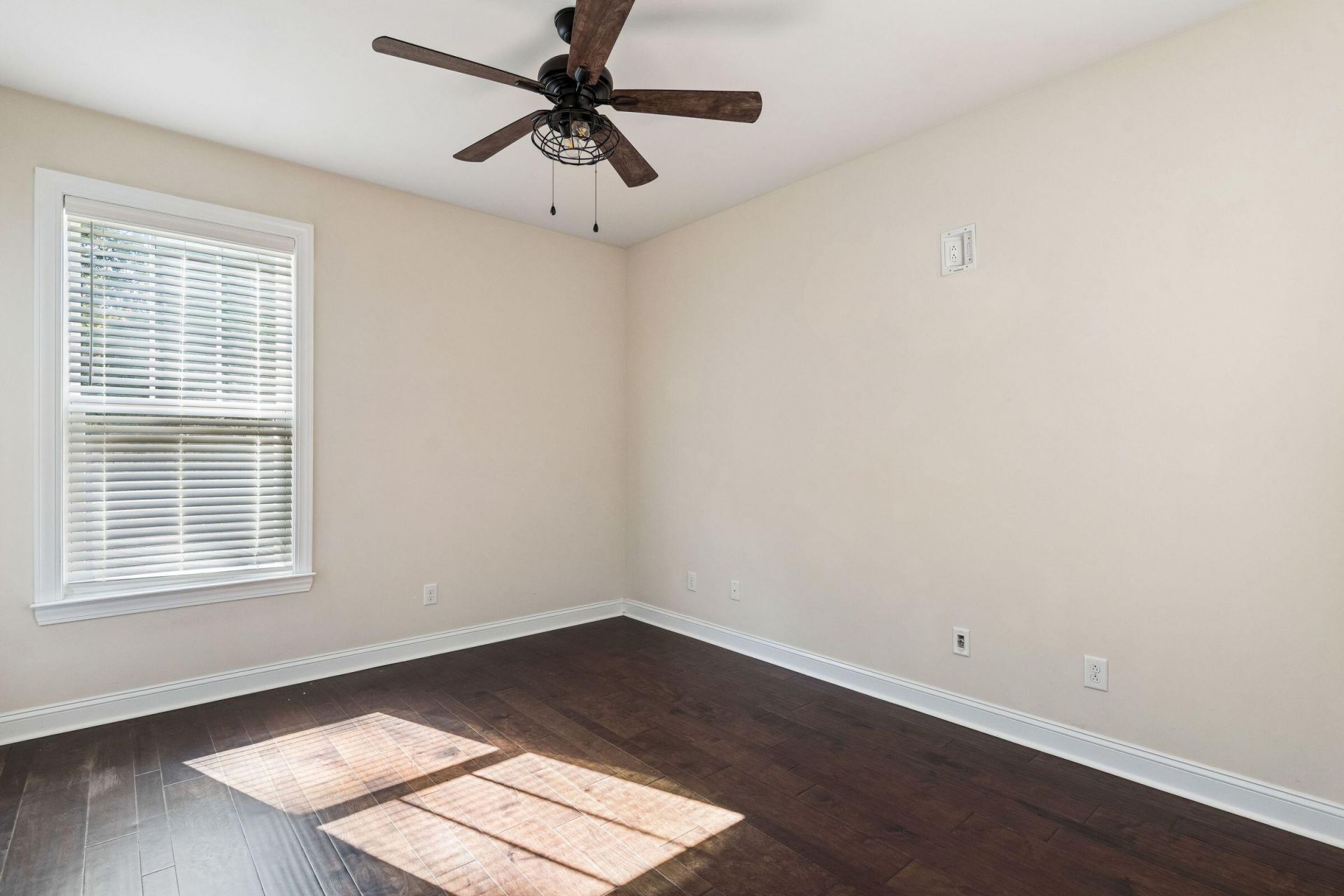 1253 Gannett Road Photo 35