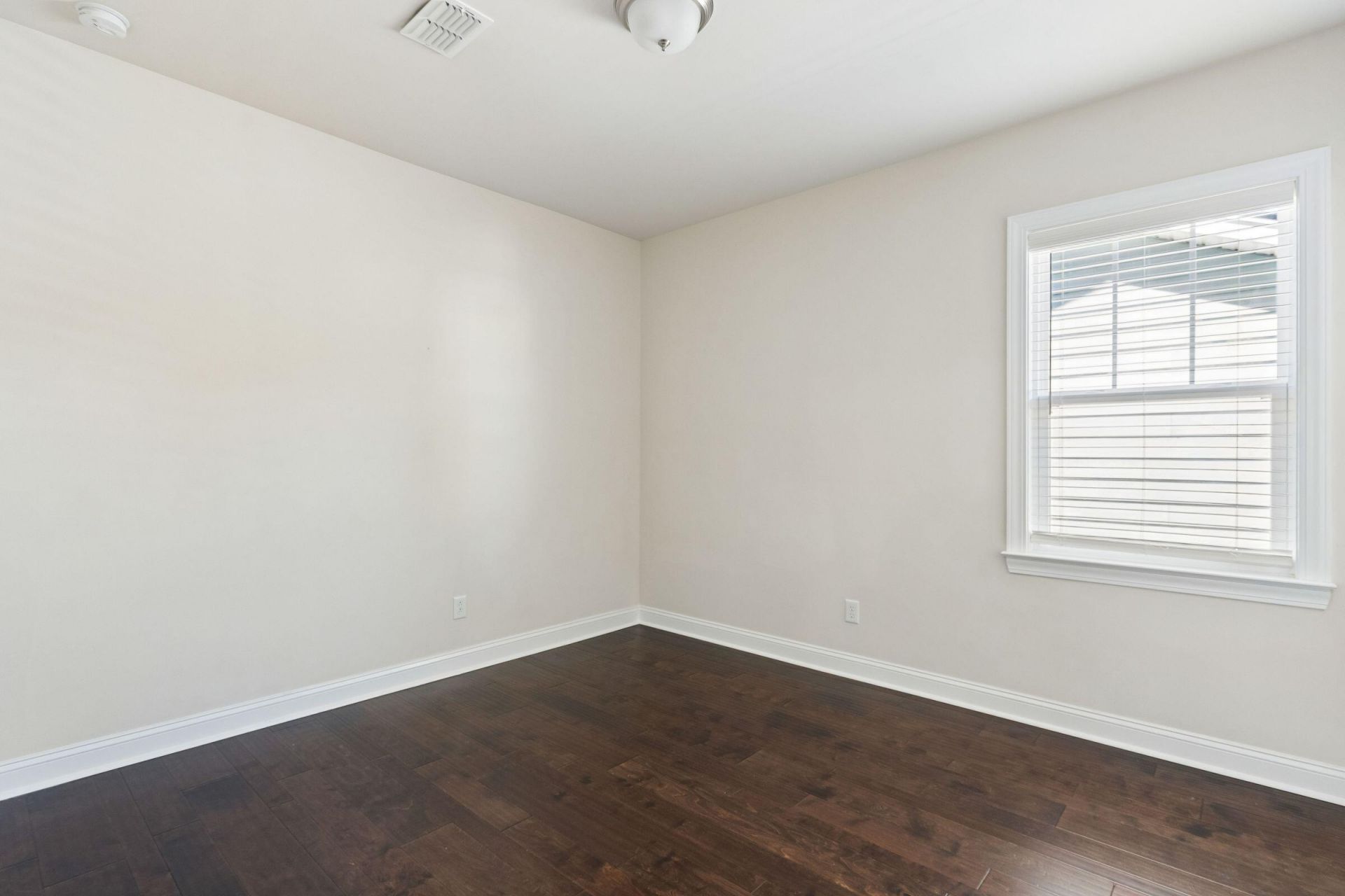 1253 Gannett Road Photo 52