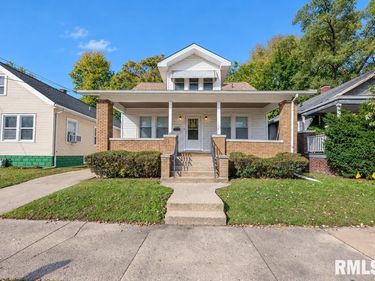 709 E THRUSH Avenue, Peoria, IL 61603