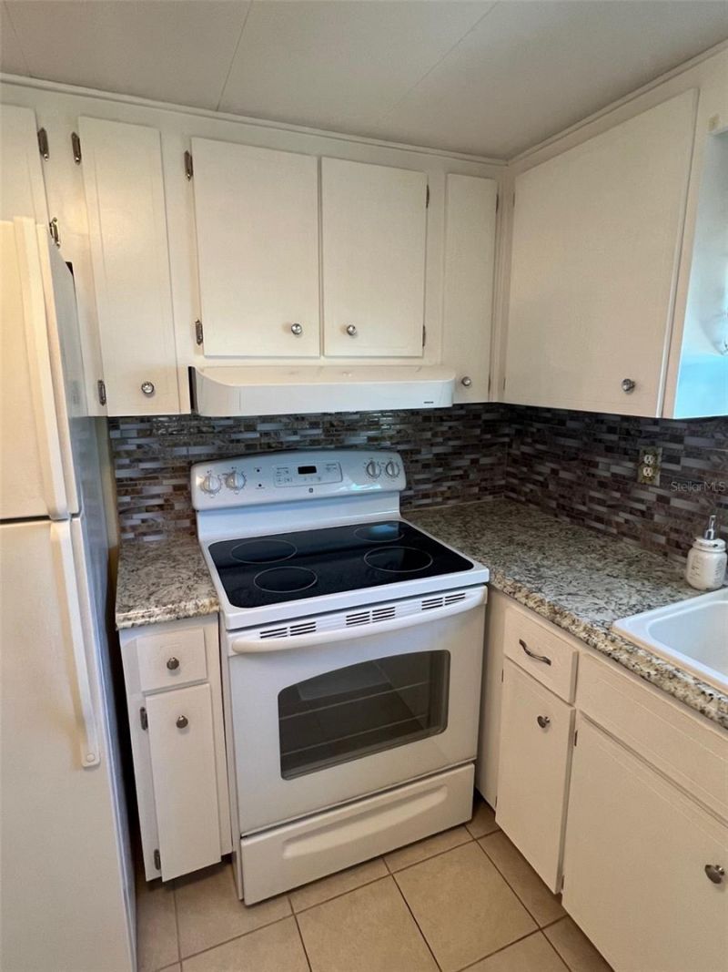 37 Pindo Palm Street E, Largo, FL 33770 Photo