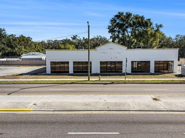 10015 N NEBRASKA AVENUE , TAMPA, FL 33612