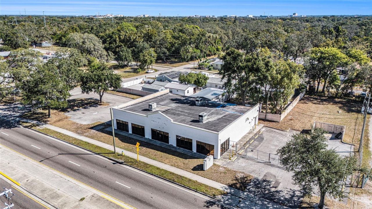 10015 N Nebraska Avenue , Tampa, FL 33612 Photo