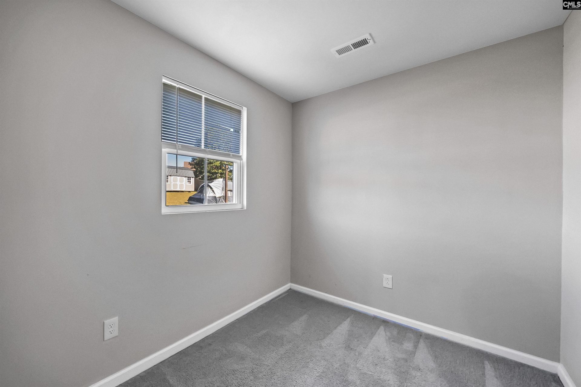 713 Sequioa Drive  Photo 16