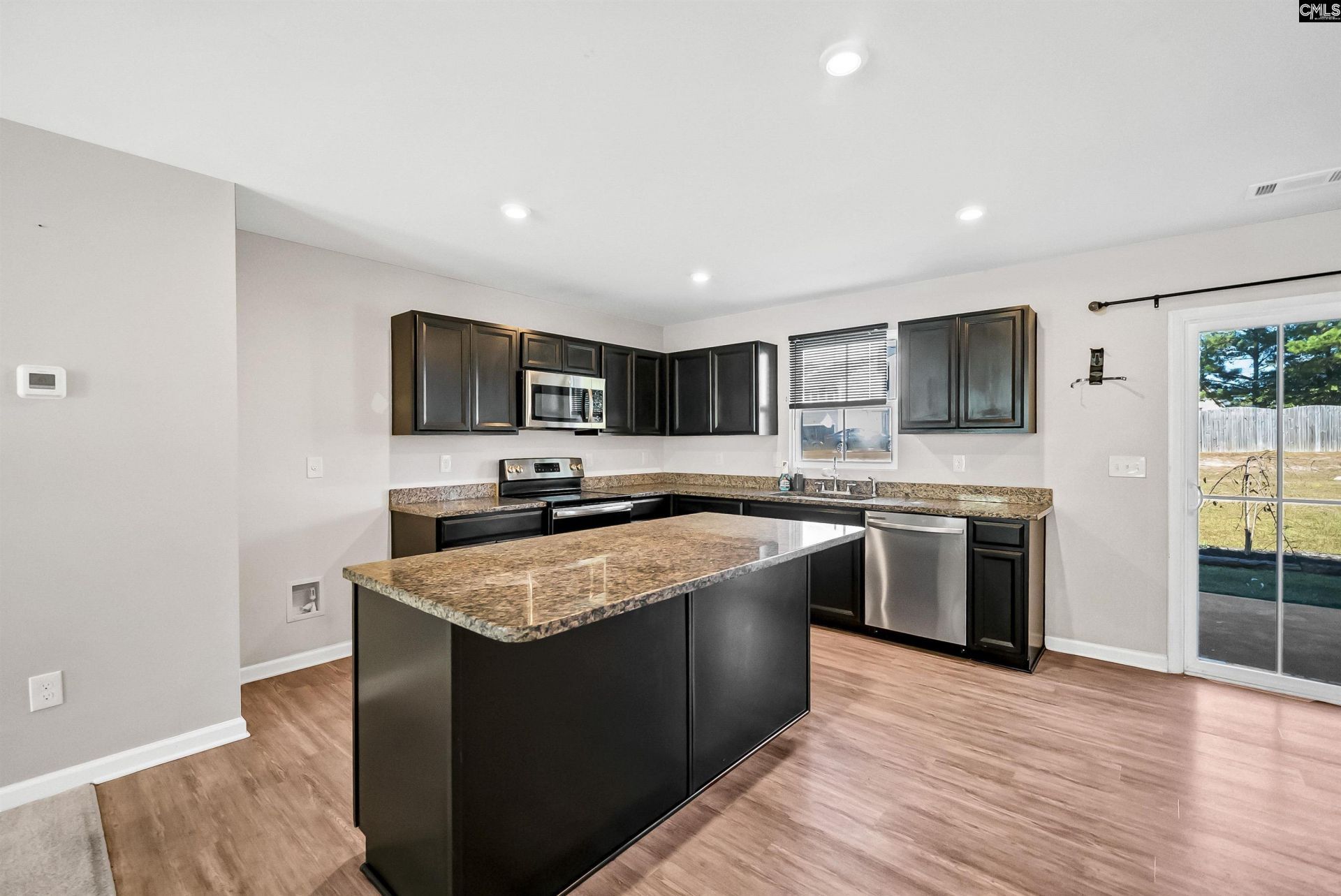 713 Sequioa Drive  Photo 8