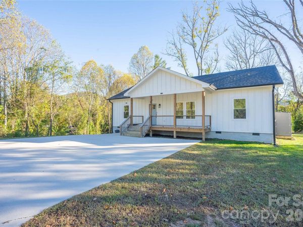 56 Short Dix Creek Road , Leicester, NC 28748