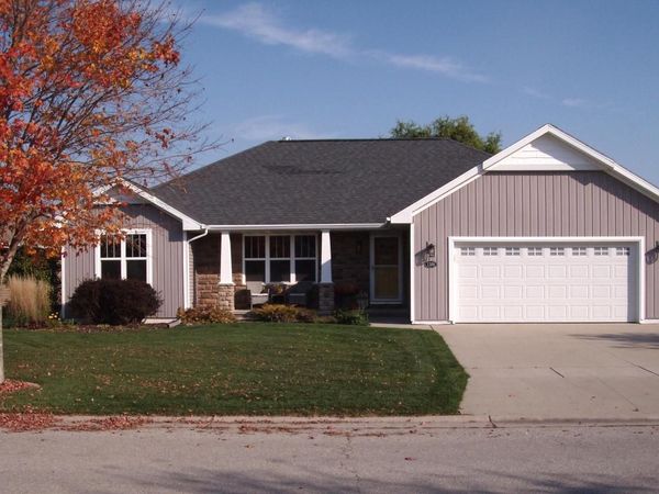 1386 LEAR LANE, De Pere, WI 54115